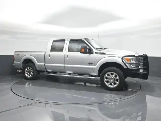 Ford F-250 Super Duty 2016 4x4 XLT 4dr Crew Cab 8 ft. LB Pickup