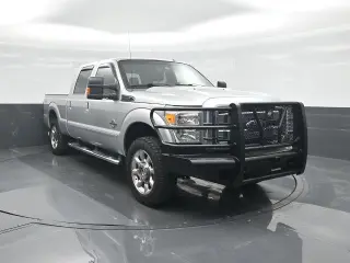 Ford F-250 Super Duty 2016 4x4 XLT 4dr Crew Cab 8 ft. LB Pickup