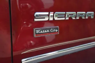 GMC Sierra 1500 2018 4x4 SLT 4dr Crew Cab 5.8 ft. SB