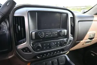 GMC Sierra 1500 2018 4x4 SLT 4dr Crew Cab 5.8 ft. SB