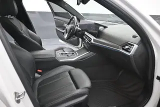 BMW 3 Series 2023 330i 4dr Sedan