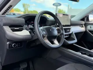 Ford Explorer 2026 AWD Active 4dr SUV