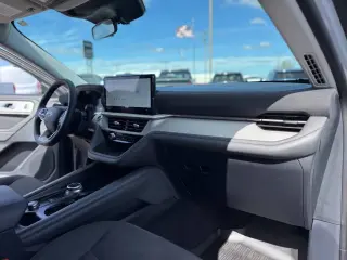 Ford Explorer 2026 AWD Active 4dr SUV