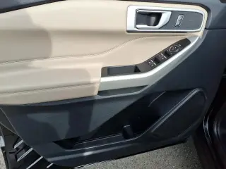 Ford Explorer 2023 AWD XLT 4dr SUV