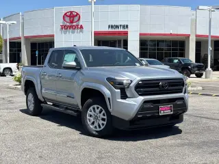Toyota Tacoma 2025 4x2 SR5 4dr Double Cab 5.0 ft SB