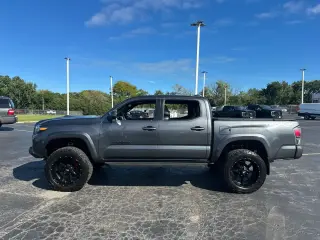 Toyota Tacoma 2021 4x4 TRD Sport 4dr Double Cab 5.0 ft SB 6A