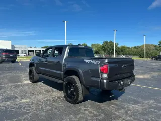 Toyota Tacoma 2021 4x4 TRD Sport 4dr Double Cab 5.0 ft SB 6A