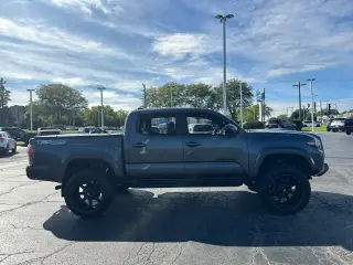 Toyota Tacoma 2021 4x4 TRD Sport 4dr Double Cab 5.0 ft SB 6A