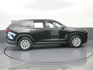 Toyota Grand Highlander 2024 XLE 4dr SUV