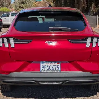 Ford Mustang Mach-E 2023 Select SUV de 4 puertas
