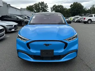 Ford Mustang Mach-E 2022 Premium SUV de 4 puertas