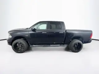 Ram 1500 2016 4x2 Express 4dr Crew Cab 5.5 ft. SB Pickup