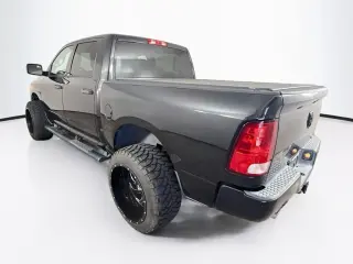 Ram 1500 2016 4x2 Express 4dr Crew Cab 5.5 ft. SB Pickup