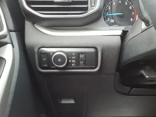 Ford Explorer 2023 con tracción en las cuatro ruedas XLT 4dr SUV