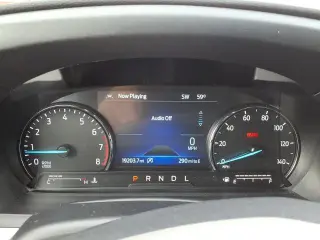 Ford Explorer 2023 con tracción en las cuatro ruedas XLT 4dr SUV