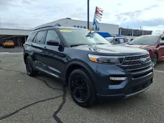 Ford Explorer 2023 con tracción en las cuatro ruedas XLT 4dr SUV