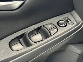 Nissan Sentra 2025 SV 4dr Sedán