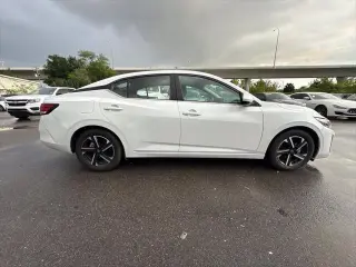 Nissan Sentra 2025 SV 4dr Sedán
