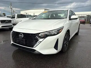 Nissan Sentra 2025 SV 4dr Sedán