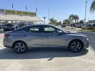 Nissan Sentra 2024 SV 4dr Sedán