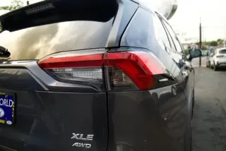 Toyota RAV4 2025 AWD XLE 4dr SUV