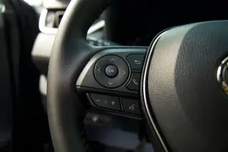 Toyota RAV4 2025 AWD XLE 4dr SUV