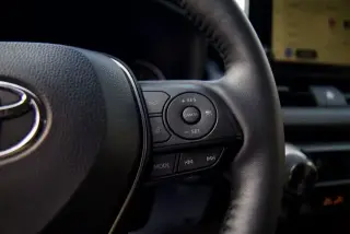 Toyota RAV4 2025 AWD XLE 4dr SUV
