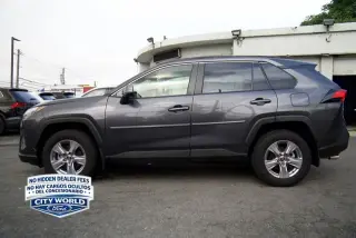 Toyota RAV4 2025 AWD XLE 4dr SUV