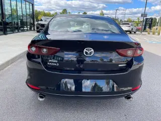 Mazda Mazda3 Sedán 2024 2.5 S Select Sport 4dr Sedán