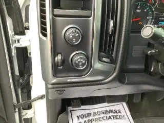 Chevrolet Silverado 1500 2017 4x4 LT 4dr Cab de Tripulación 5.8 ft. SB