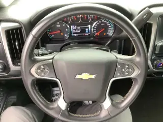 Chevrolet Silverado 1500 2017 4x4 LT 4dr Cab de Tripulación 5.8 ft. SB