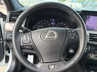 Lexus LS 460 2013 4dr Sedán