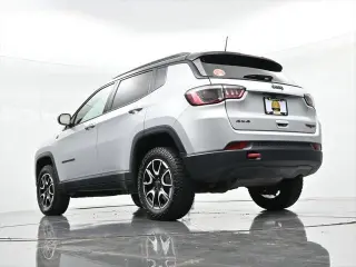Jeep Compass 2025 4x4 Trailhawk 4dr SUV