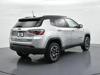 Jeep Compass 2025 4x4 Trailhawk 4dr SUV