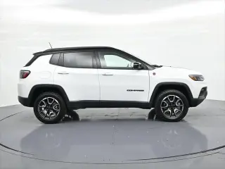 Jeep Compass 2025 4x4 Trailhawk 4dr SUV