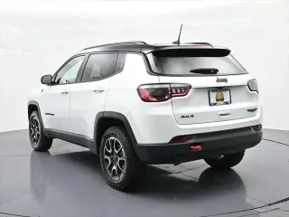 Jeep Compass 2025 4x4 Trailhawk 4dr SUV