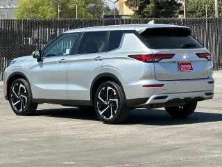 Mitsubishi Outlander 2024 AWD SE 4dr SUV
