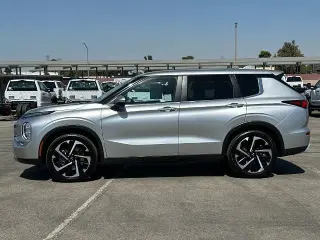 Mitsubishi Outlander 2024 AWD SE 4dr SUV