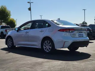 Toyota Corolla 2025 LE 4dr Sedan