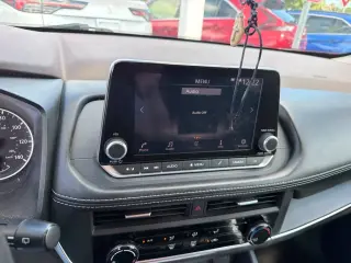 Nissan Rogue 2023 S 4dr Crossover