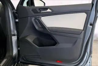 Volkswagen Tiguan 2021 SE 4dr SUV