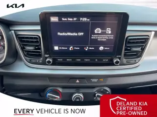Kia Rio 2022 LX 4 puertas Sedán