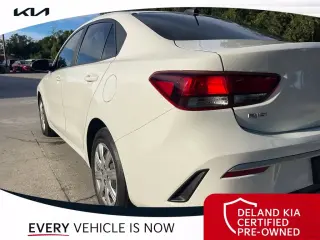 Kia Rio 2022 LX 4 puertas Sedán