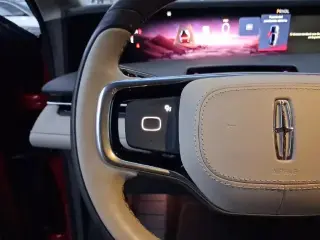 Lincoln Nautilus 2024 AWD Premiere SUV de 4 puertas