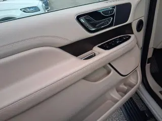 Lincoln Navigator 2021 4x2 Reserve 4 puertas SUV