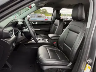 Ford Explorer 2024 AWD XLT SUV de 4 puertas