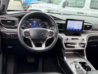 Ford Explorer 2024 AWD XLT SUV de 4 puertas