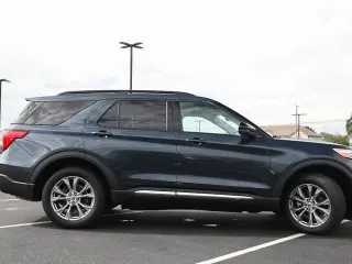 Ford Explorer 2022 AWD XLT 4dr SUV