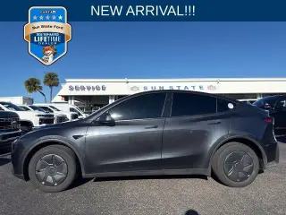 Tesla Model Y 2026 Long Range Crossover de 4 puertas
