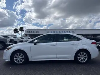 Toyota Corolla 2025 LE Sedán de 4 puertas